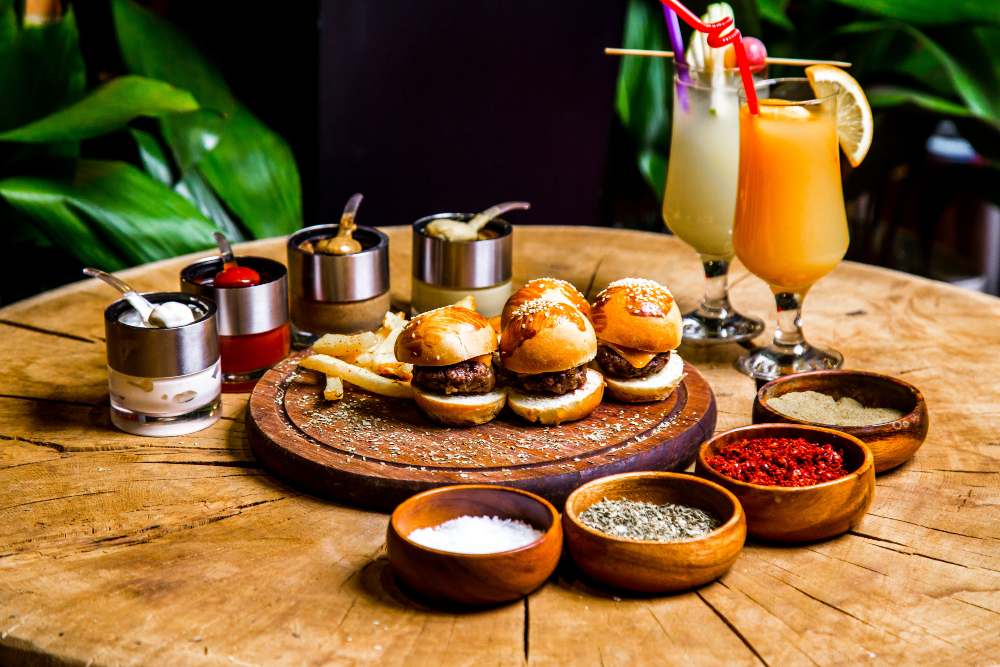 Food & Beverage